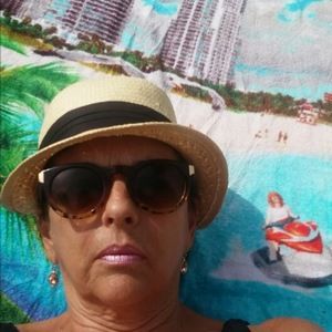 Meet your Posher, Norma